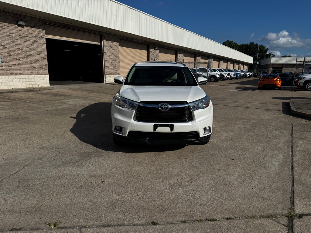 2016 Toyota Highlander Image 13
