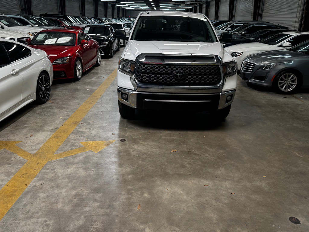 2018 Toyota Tundra Image 2
