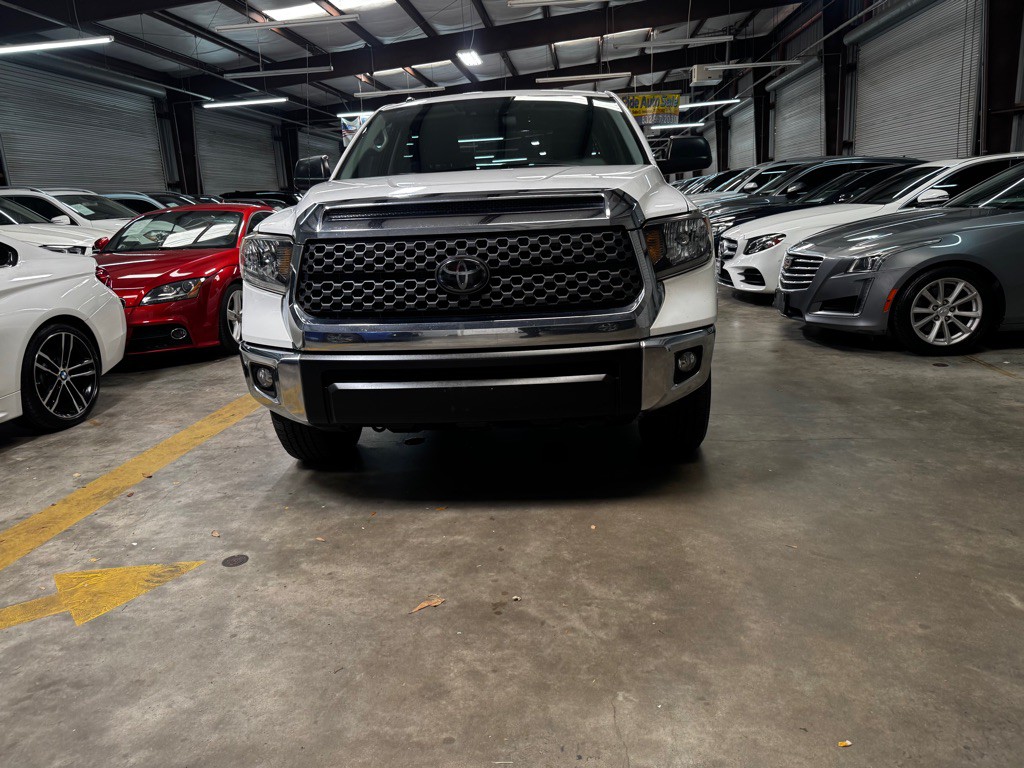 2018 Toyota Tundra Image 9