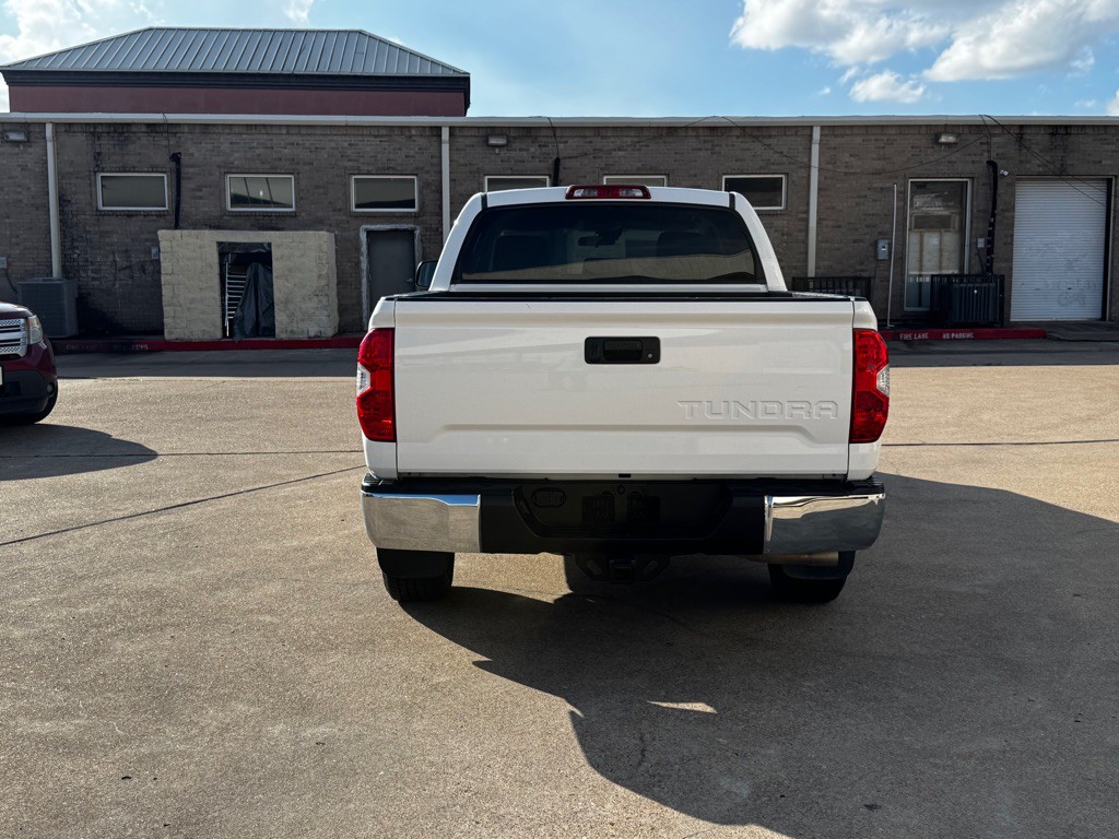 2018 Toyota Tundra Image 16