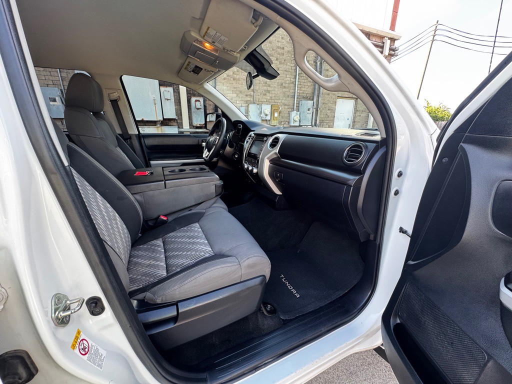 2018 Toyota Tundra Image 26