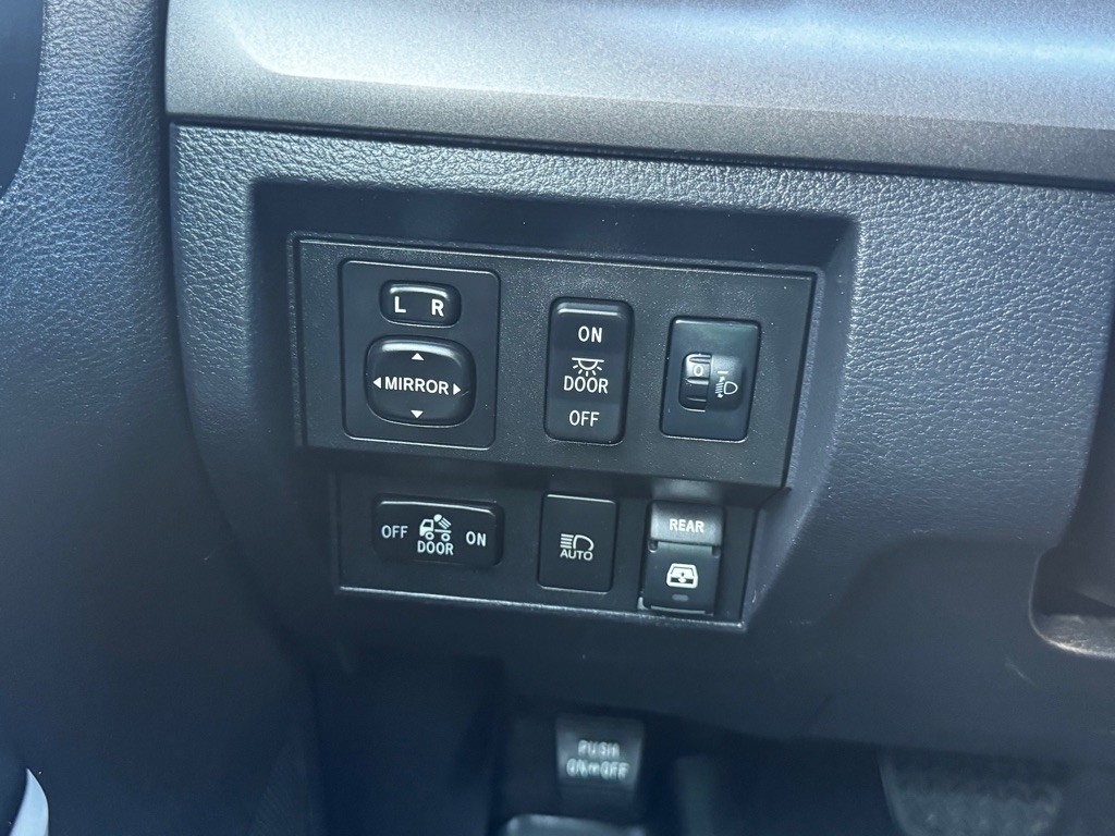 2018 Toyota Tundra Image 33