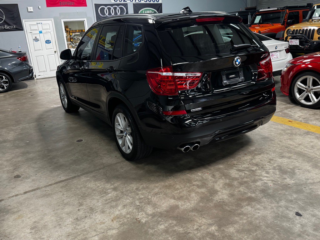 2017 BMW X3 Image 7