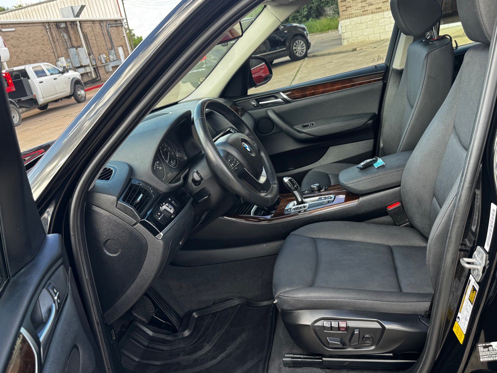 2017 BMW X3 Image 19