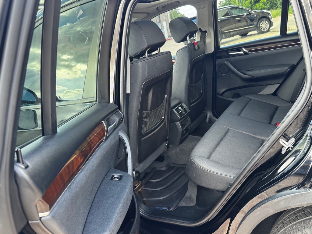 2017 BMW X3 Image 20