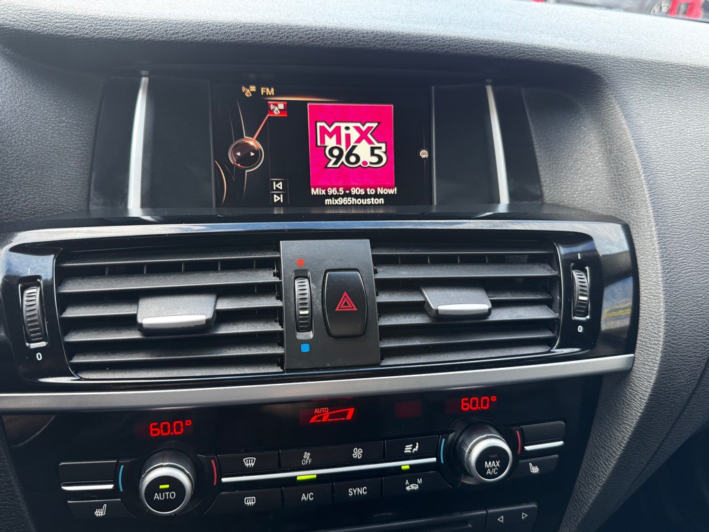 2017 BMW X3 Image 31