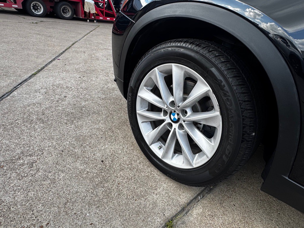 2017 BMW X3 Image 35
