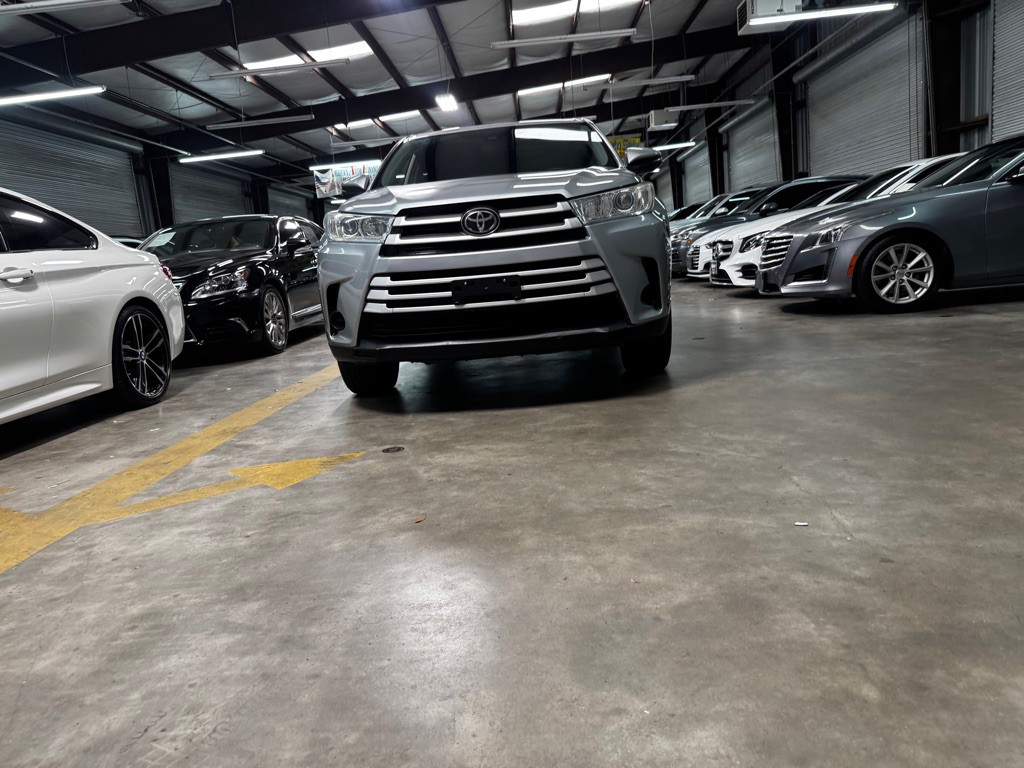 2019 Toyota Highlander Image 8