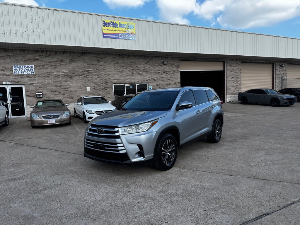 2019 Toyota Highlander Image 10