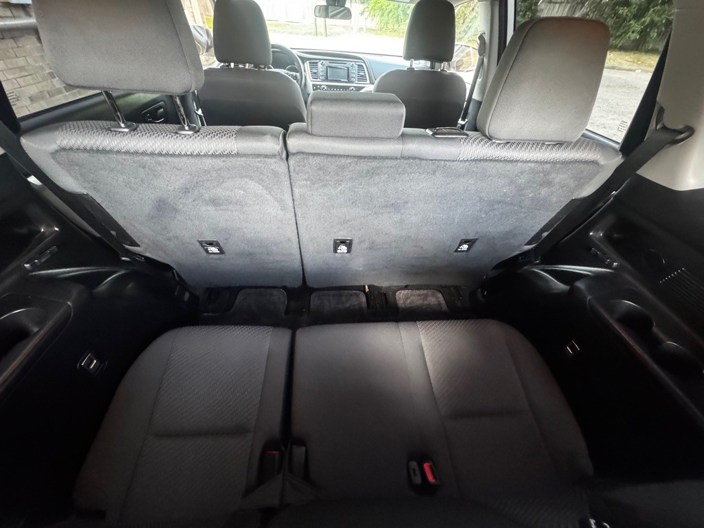 2019 Toyota Highlander Image 27