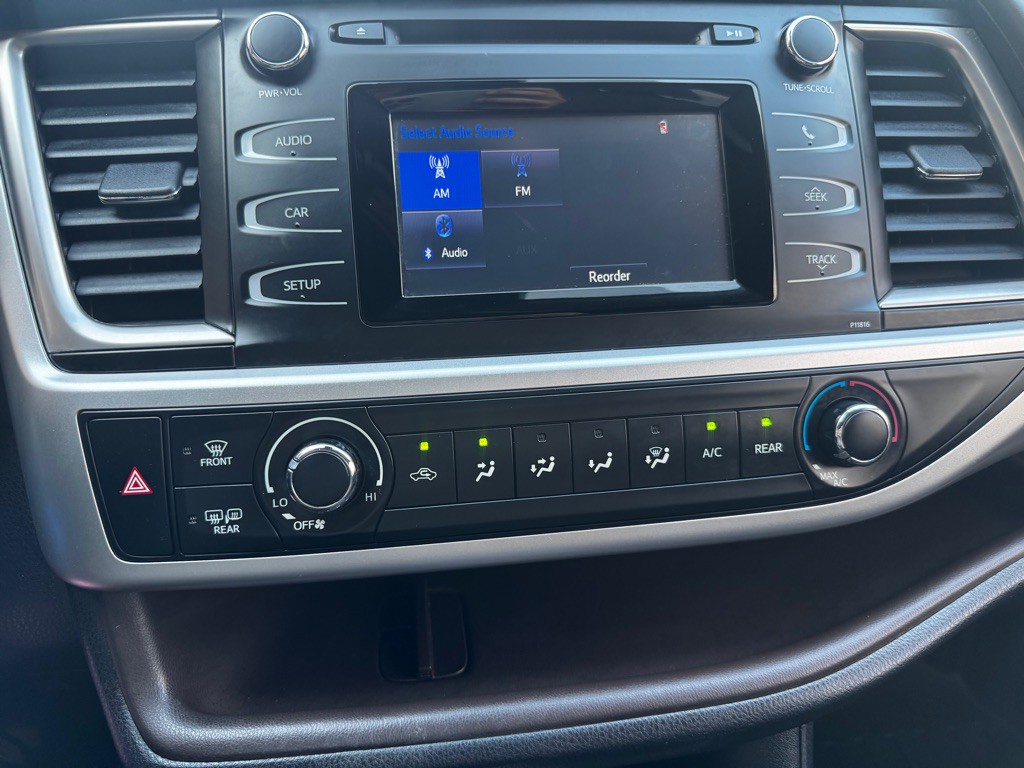 2019 Toyota Highlander Image 30