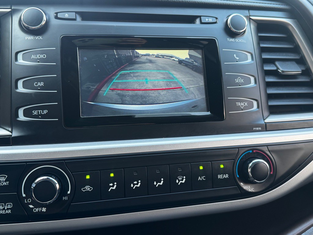 2019 Toyota Highlander Image 32