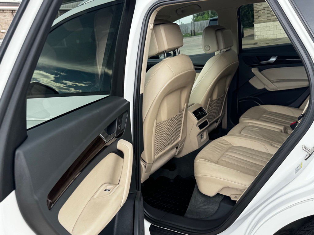 2018 Audi Q5 Image 16