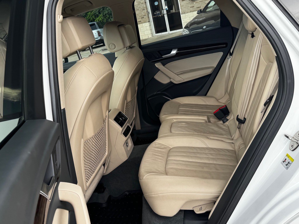 2018 Audi Q5 Image 17