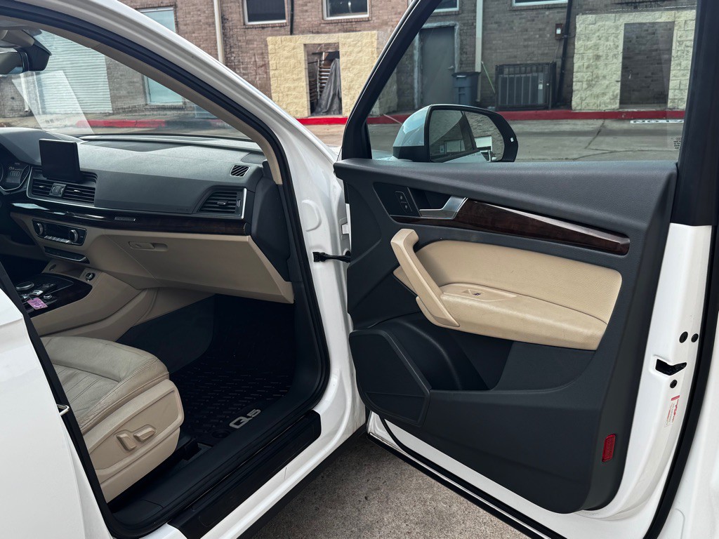 2018 Audi Q5 Image 18