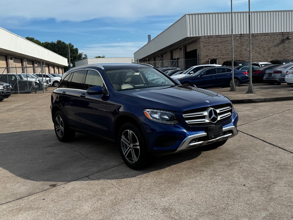 2017 Mercedes-Benz GLC-Class Image 14