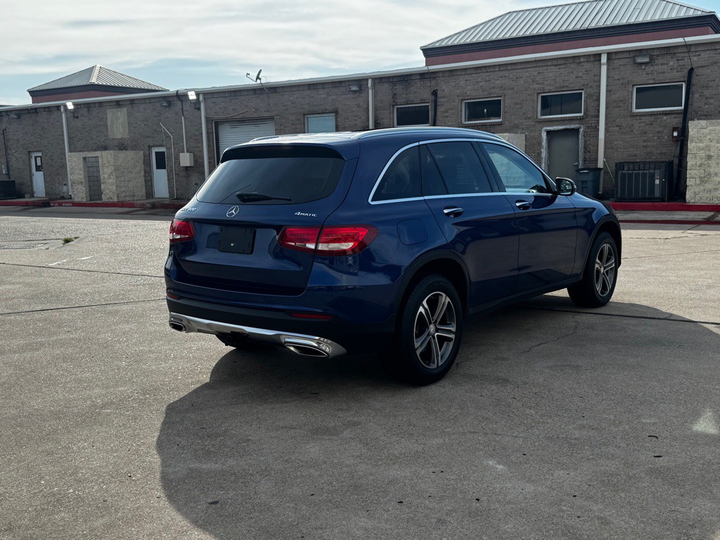 2017 Mercedes-Benz GLC-Class Image 15