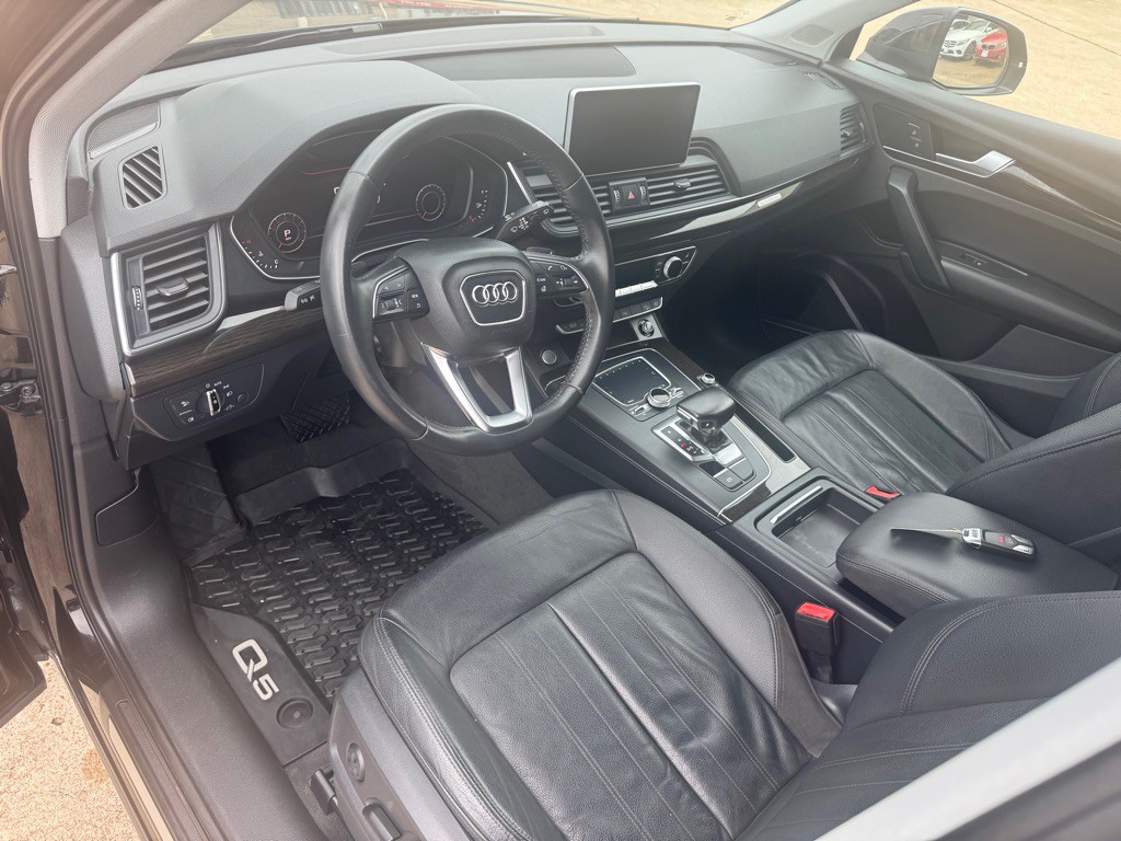 2018 Audi Q5 Image 26