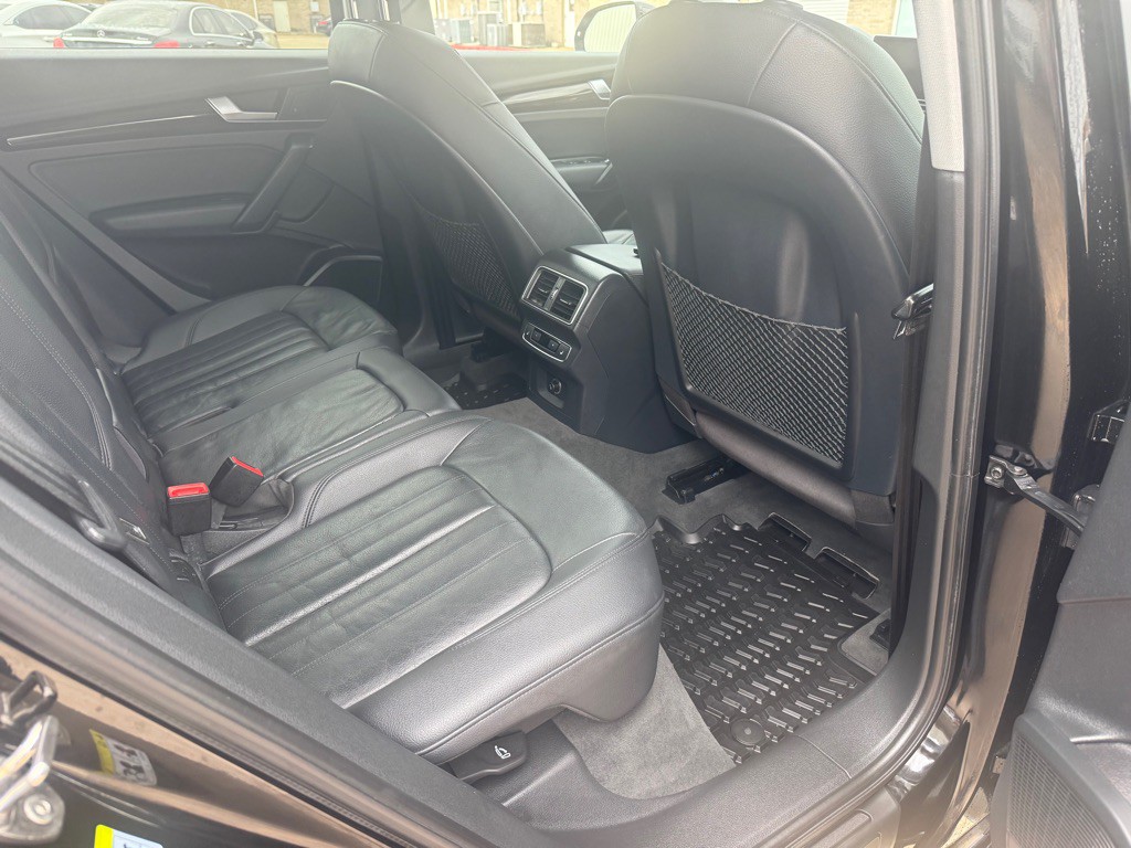 2018 Audi Q5 Image 30
