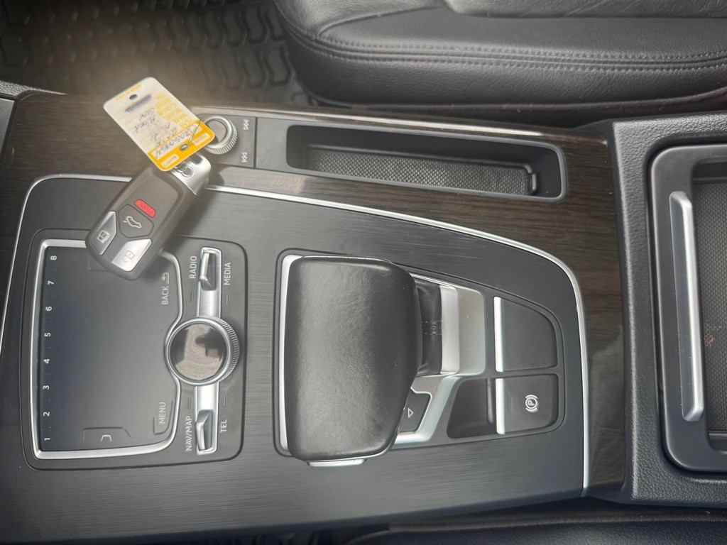 2018 Audi Q5 Image 35