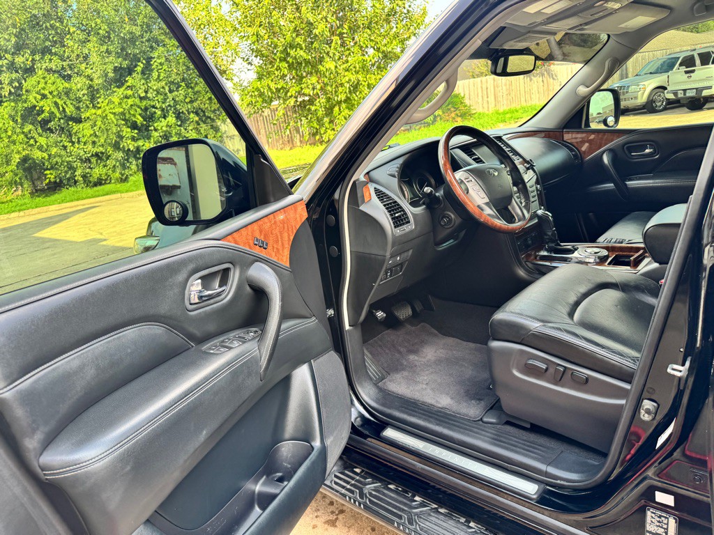2019 INFINITI QX80 Image 19