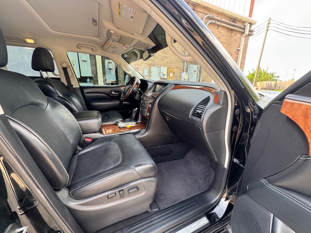 2019 INFINITI QX80 Image 26
