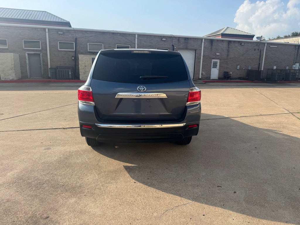 2013 Toyota Highlander Image 15