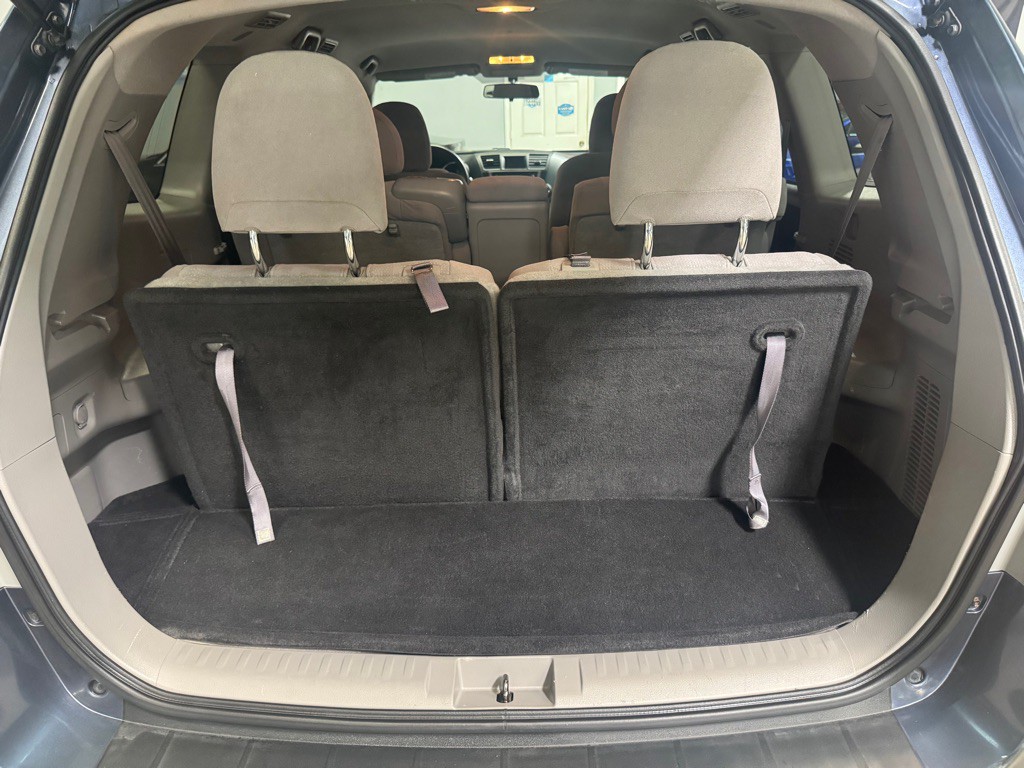 2013 Toyota Highlander Image 23