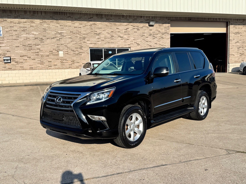 2016 Lexus GX Image 11