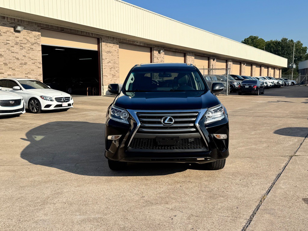 2016 Lexus GX Image 12