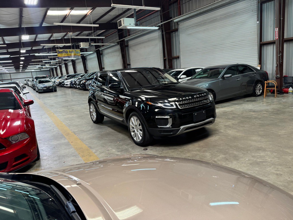 2017 Land Rover Range Rover Evoque Image 9
