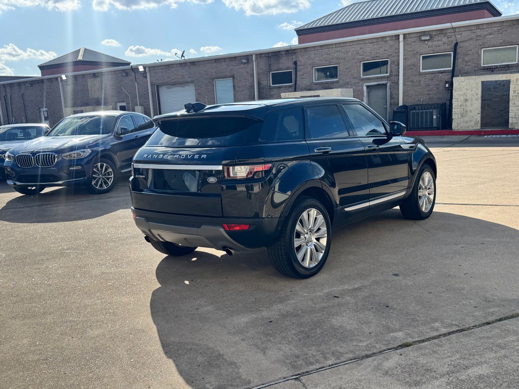 2017 Land Rover Range Rover Evoque Image 14