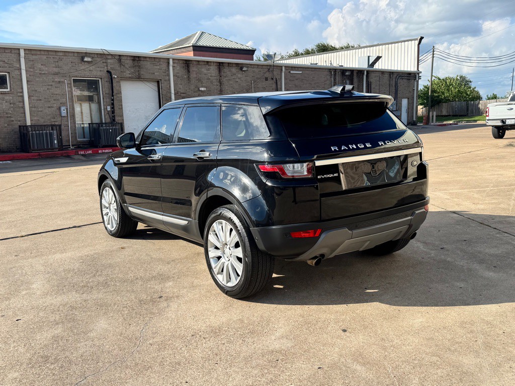 2017 Land Rover Range Rover Evoque Image 16