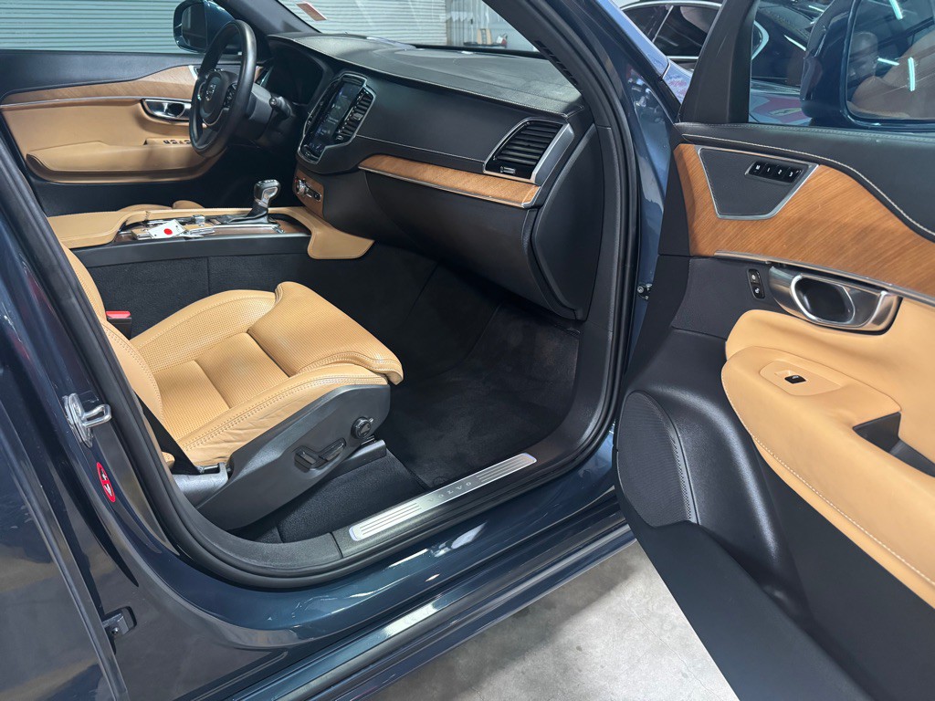 2018 Volvo XC90 Image 19