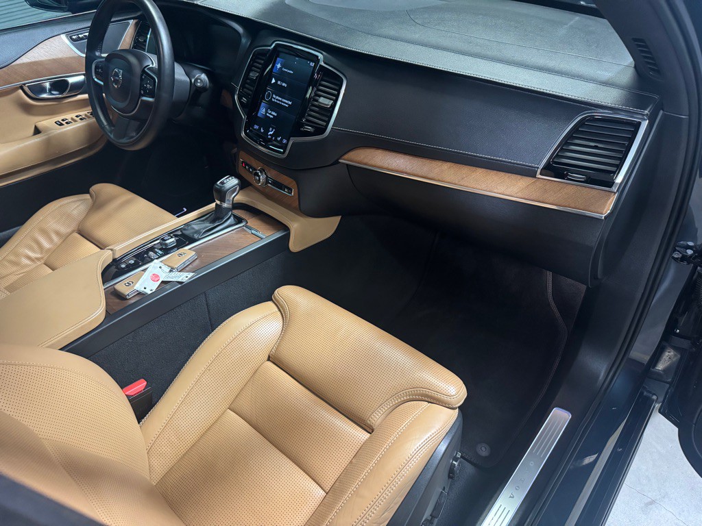 2018 Volvo XC90 Image 20