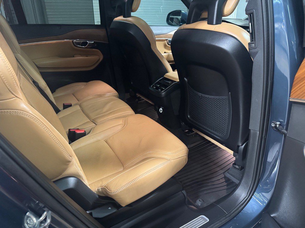 2018 Volvo XC90 Image 23