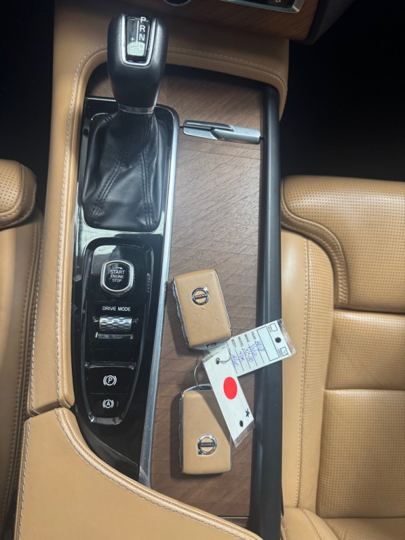 2018 Volvo XC90 Image 36