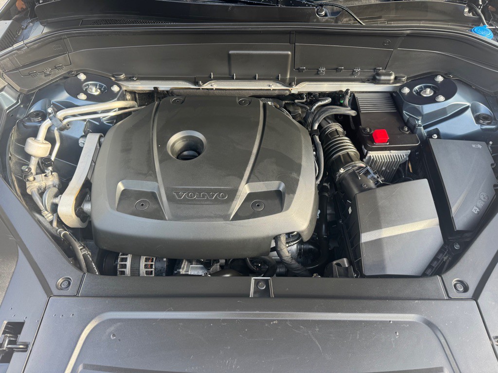 2018 Volvo XC90 Image 38