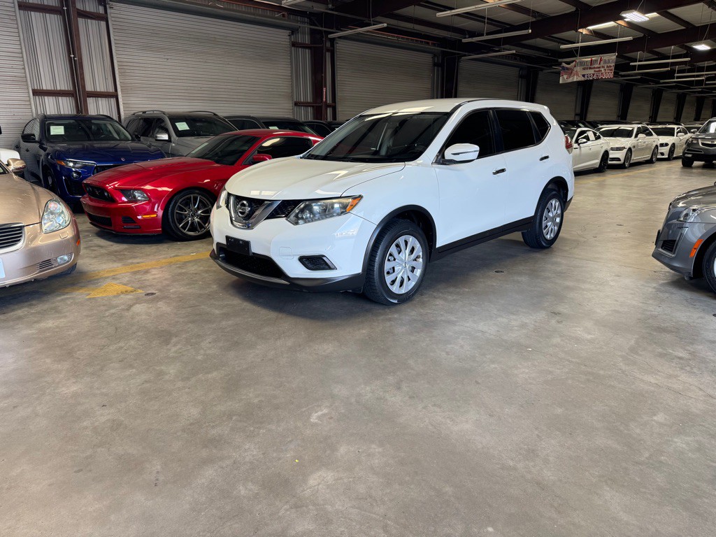 2016 Nissan Rogue Image 2