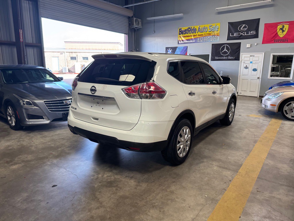 2016 Nissan Rogue Image 8