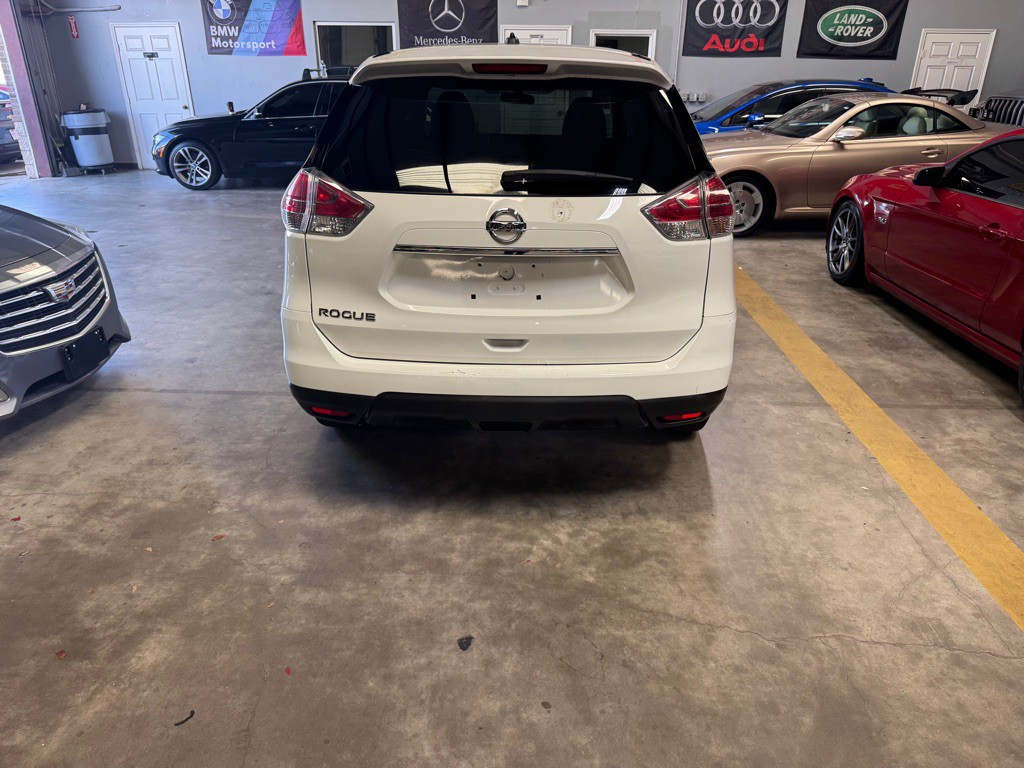 2016 Nissan Rogue Image 9