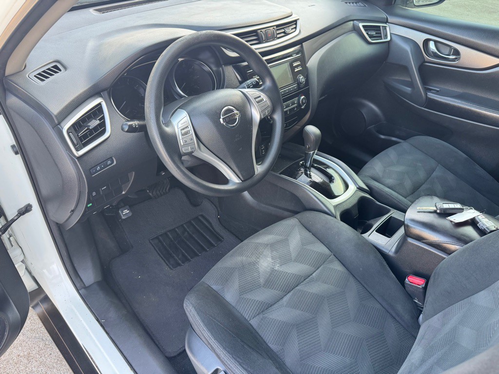 2016 Nissan Rogue Image 22