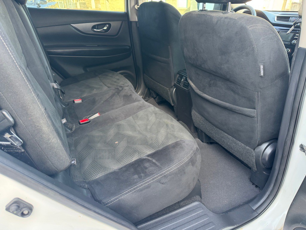 2016 Nissan Rogue Image 26