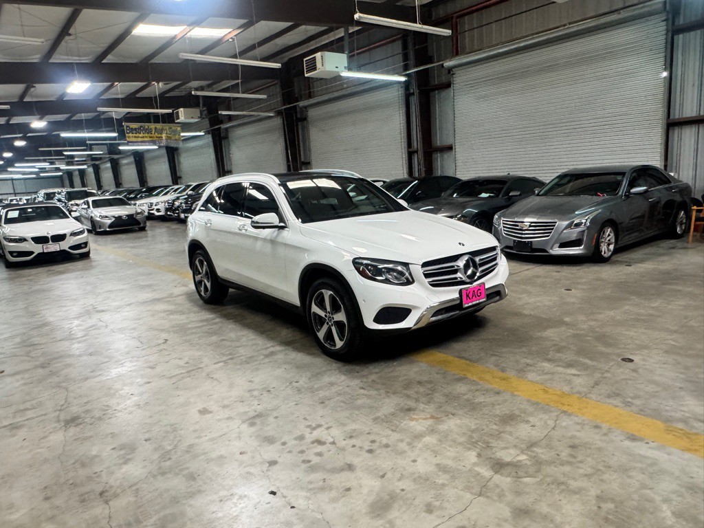 2018 Mercedes-Benz GLC-Class Image 9