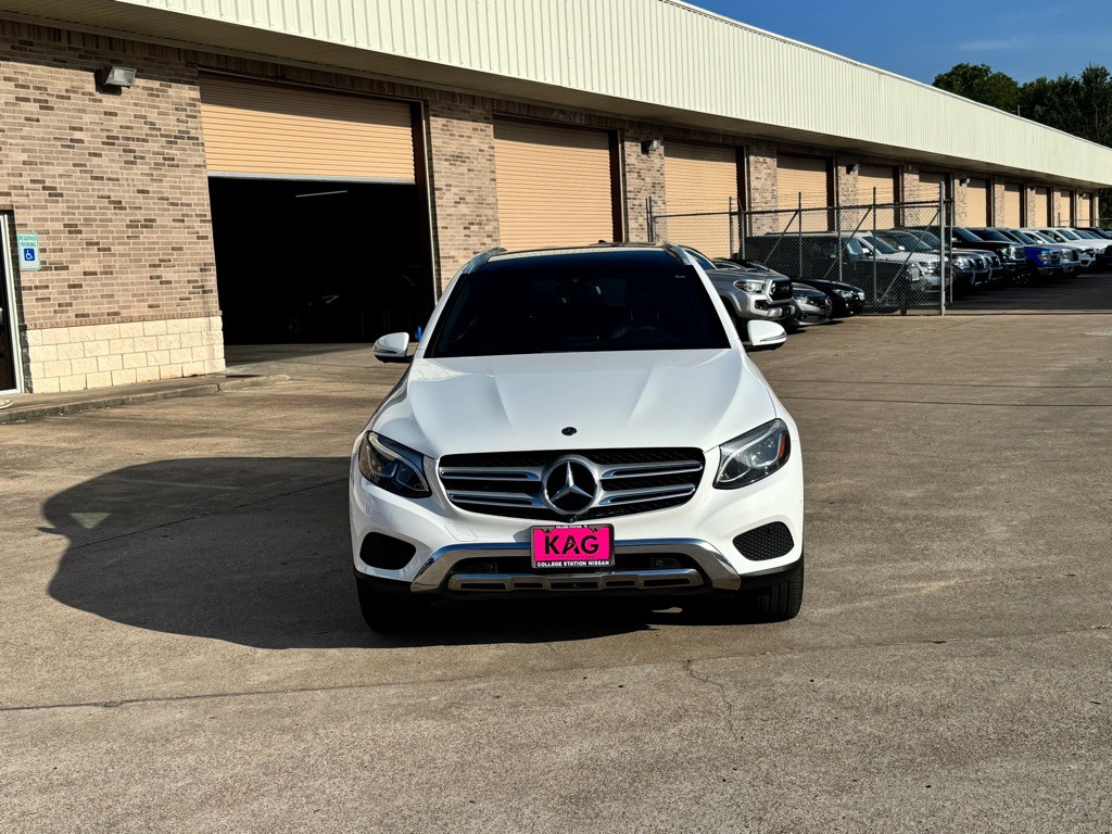 2018 Mercedes-Benz GLC-Class Image 12