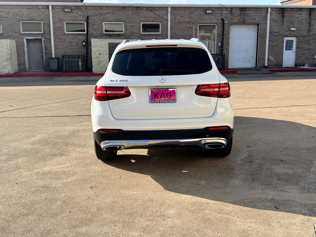 2018 Mercedes-Benz GLC-Class Image 15