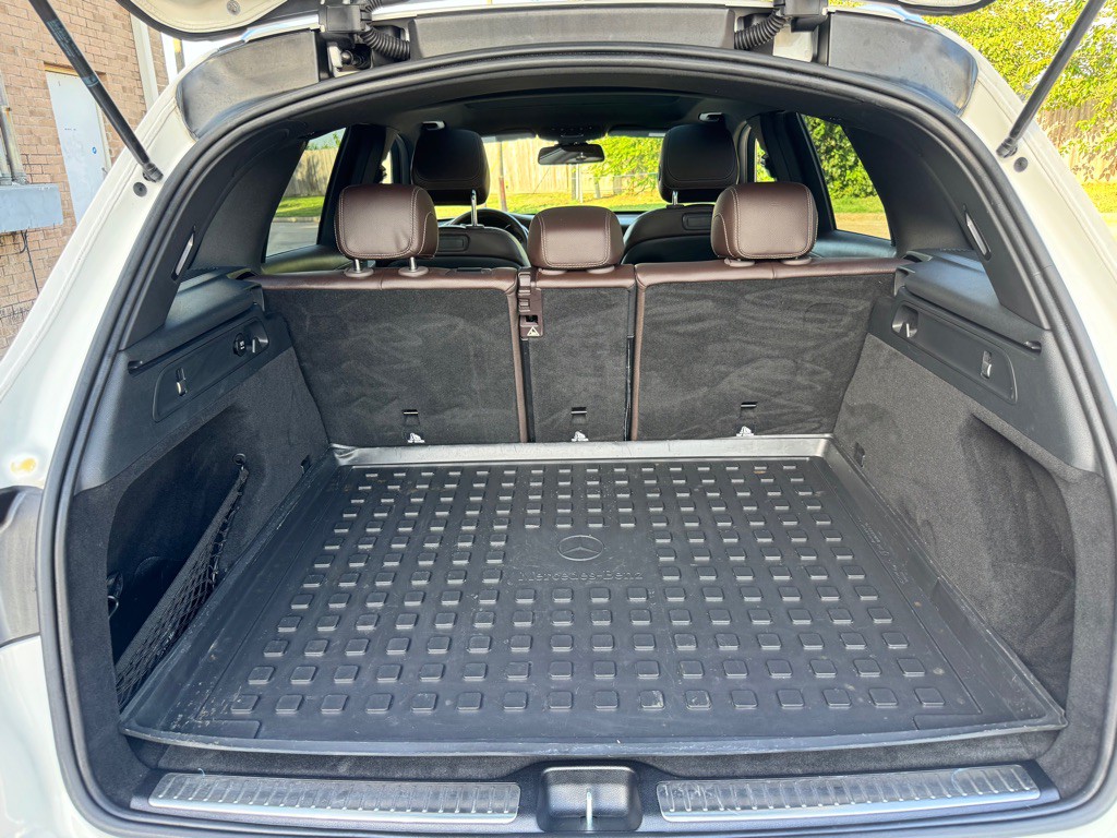 2018 Mercedes-Benz GLC-Class Image 25