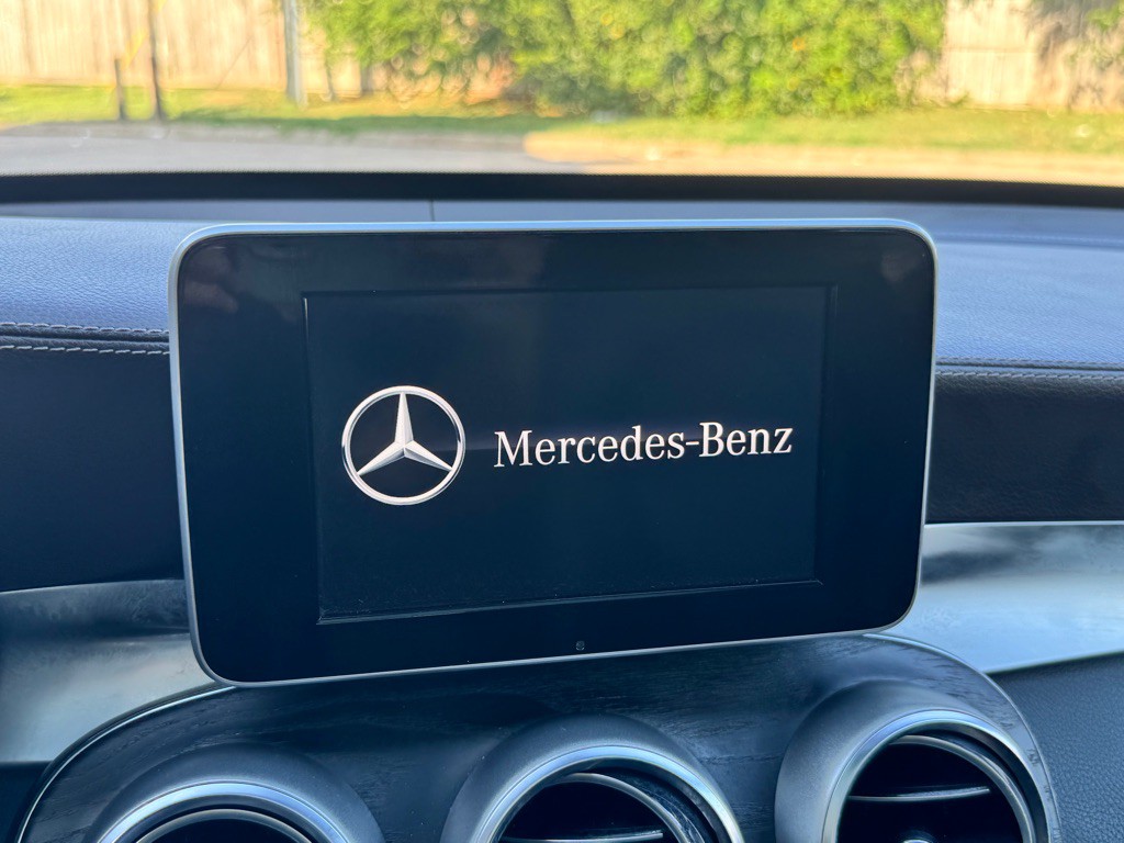 2018 Mercedes-Benz GLC-Class Image 27