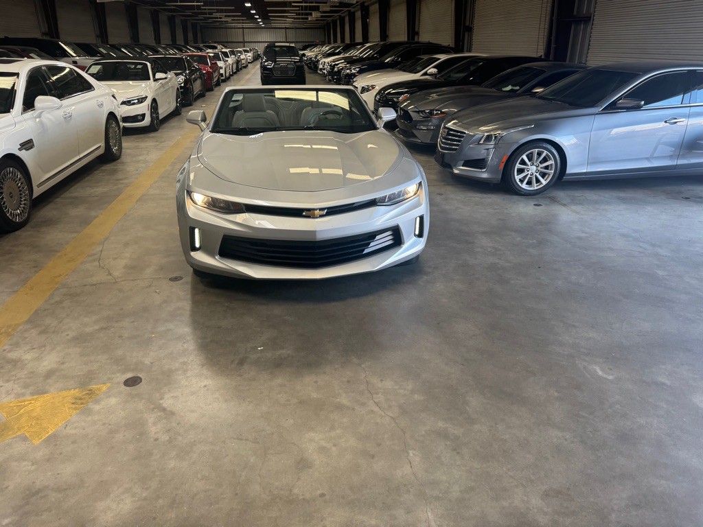 2017 Chevrolet Camaro Image 5