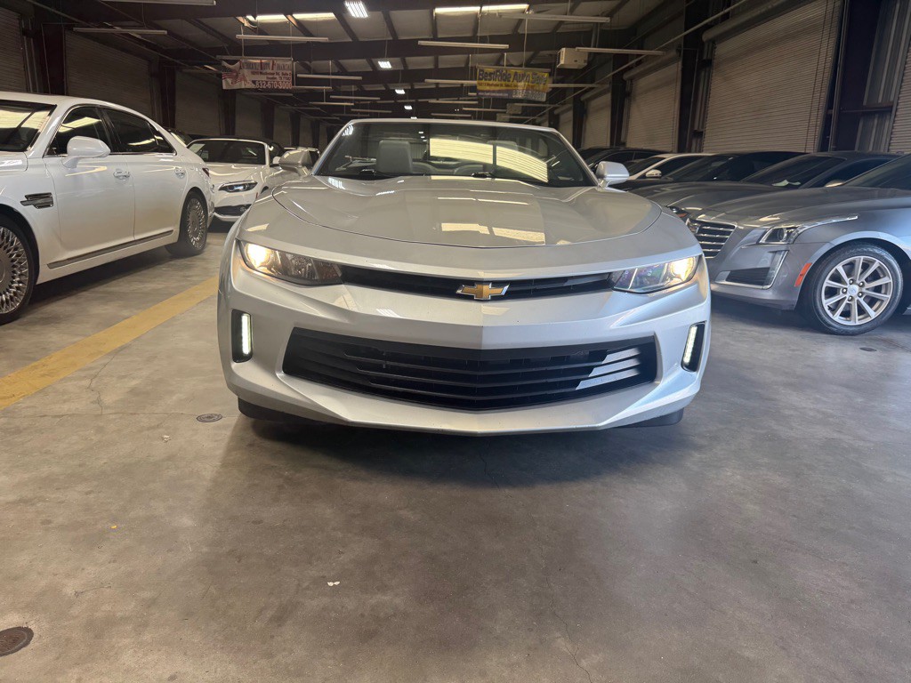 2017 Chevrolet Camaro Image 6